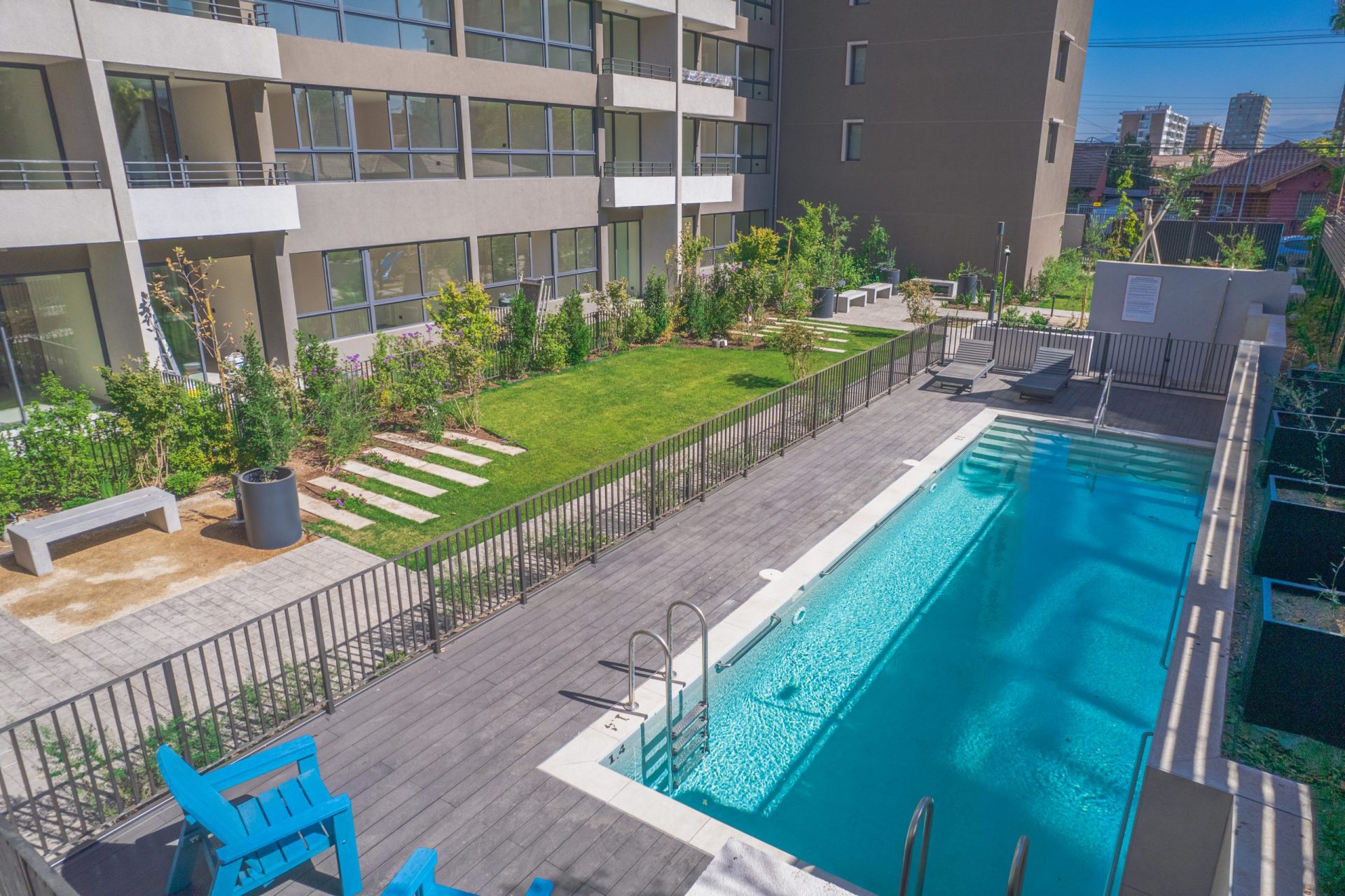 Fotografía de piscina de edificio